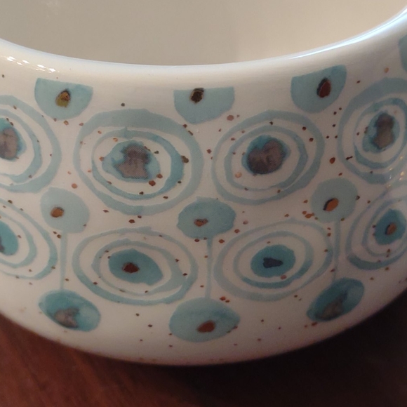 Anthropology Concentric Circle Mugs - Picture 7 of 7